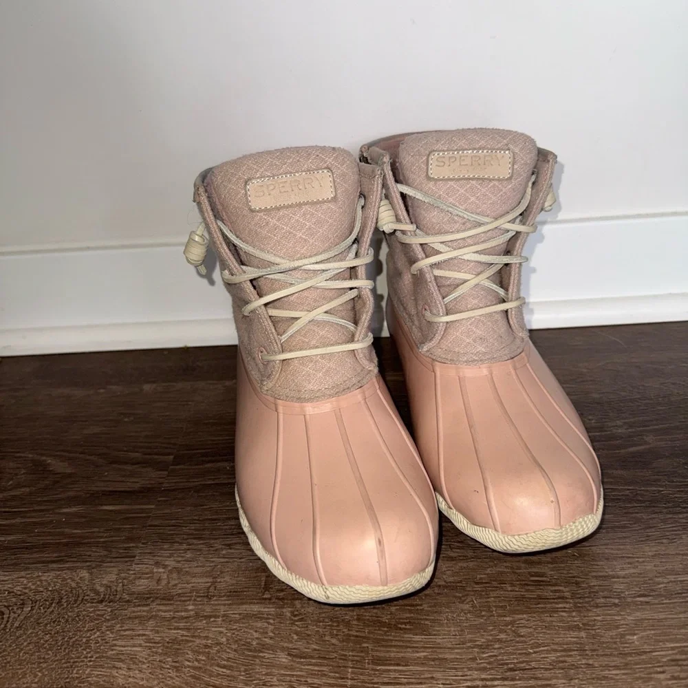 Sperry chic blush